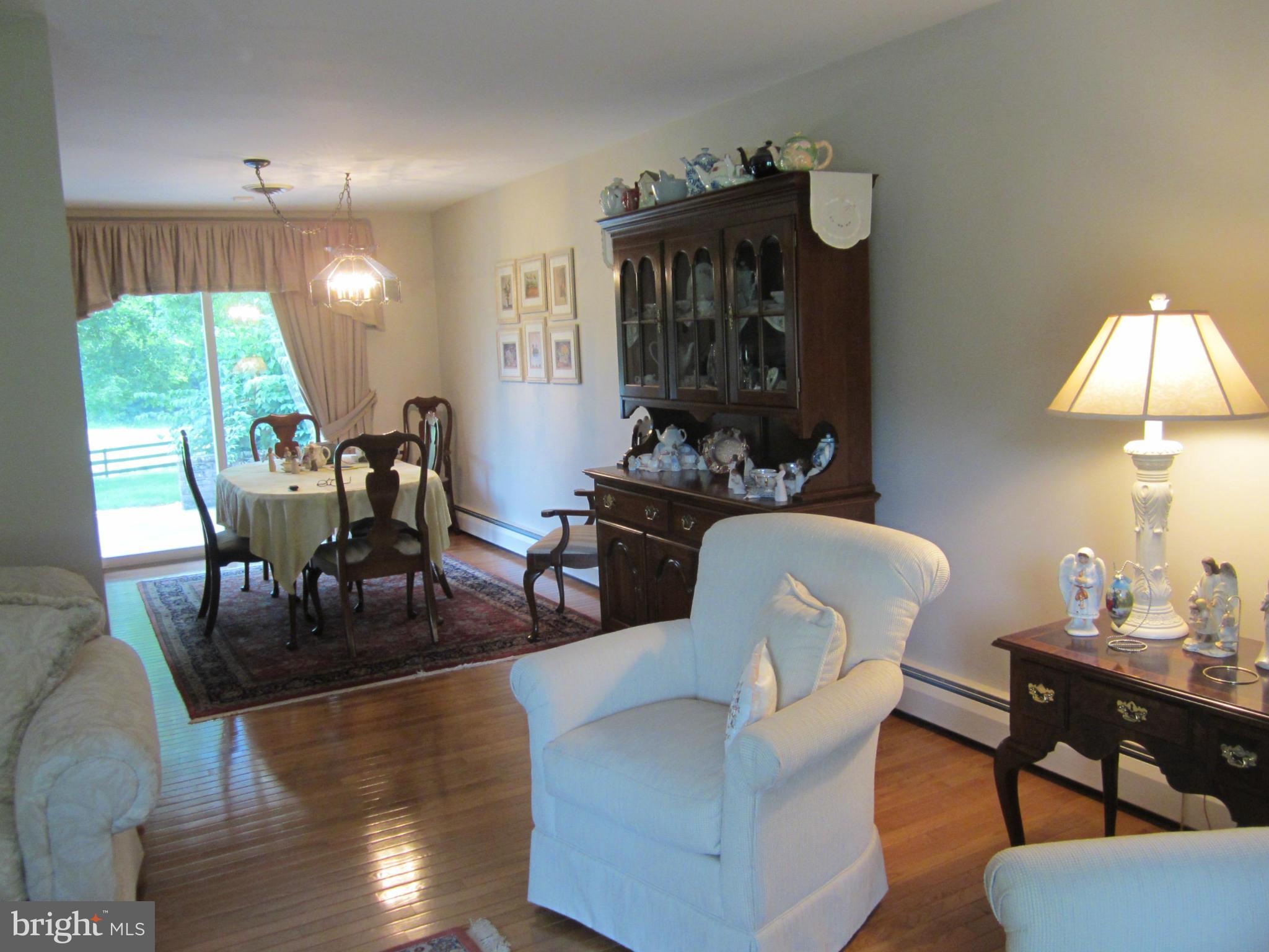 15307 Dellinger Road Williamsport, MD 21795 - Photo 10 of 29 Dining Room