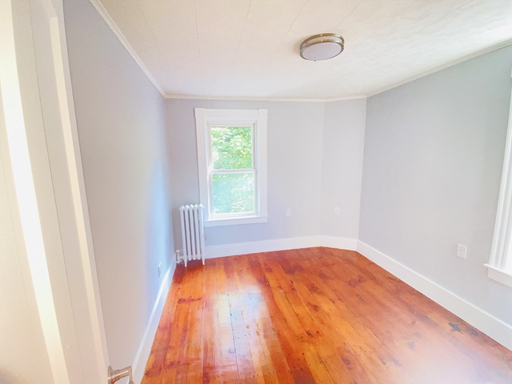 22 Front Street Clinton, MA 01510 - Photo 24 of 39