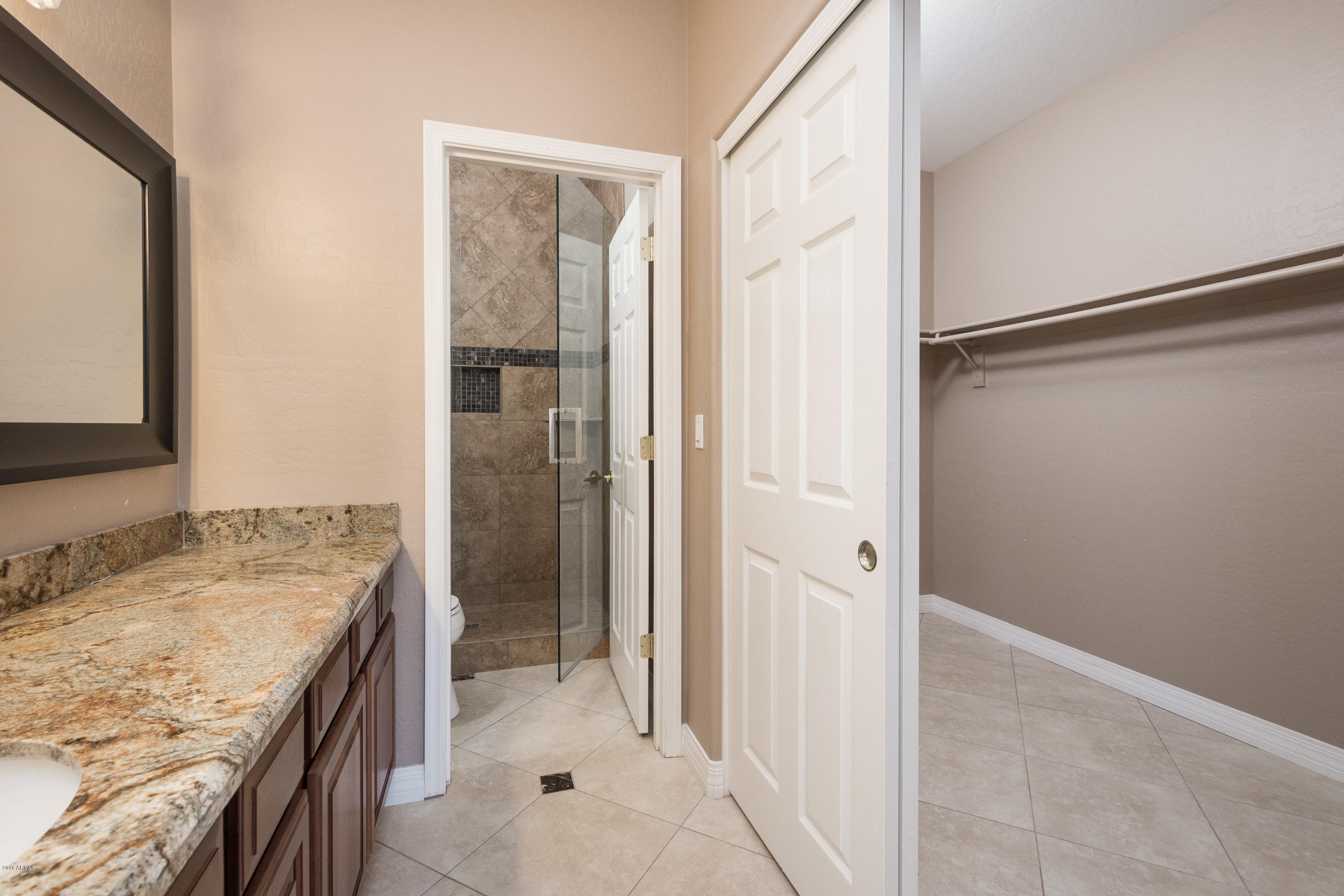 903 East Redfield Road Phoenix, AZ 85022 - Photo 16 of 27 016_Bedroom Bath