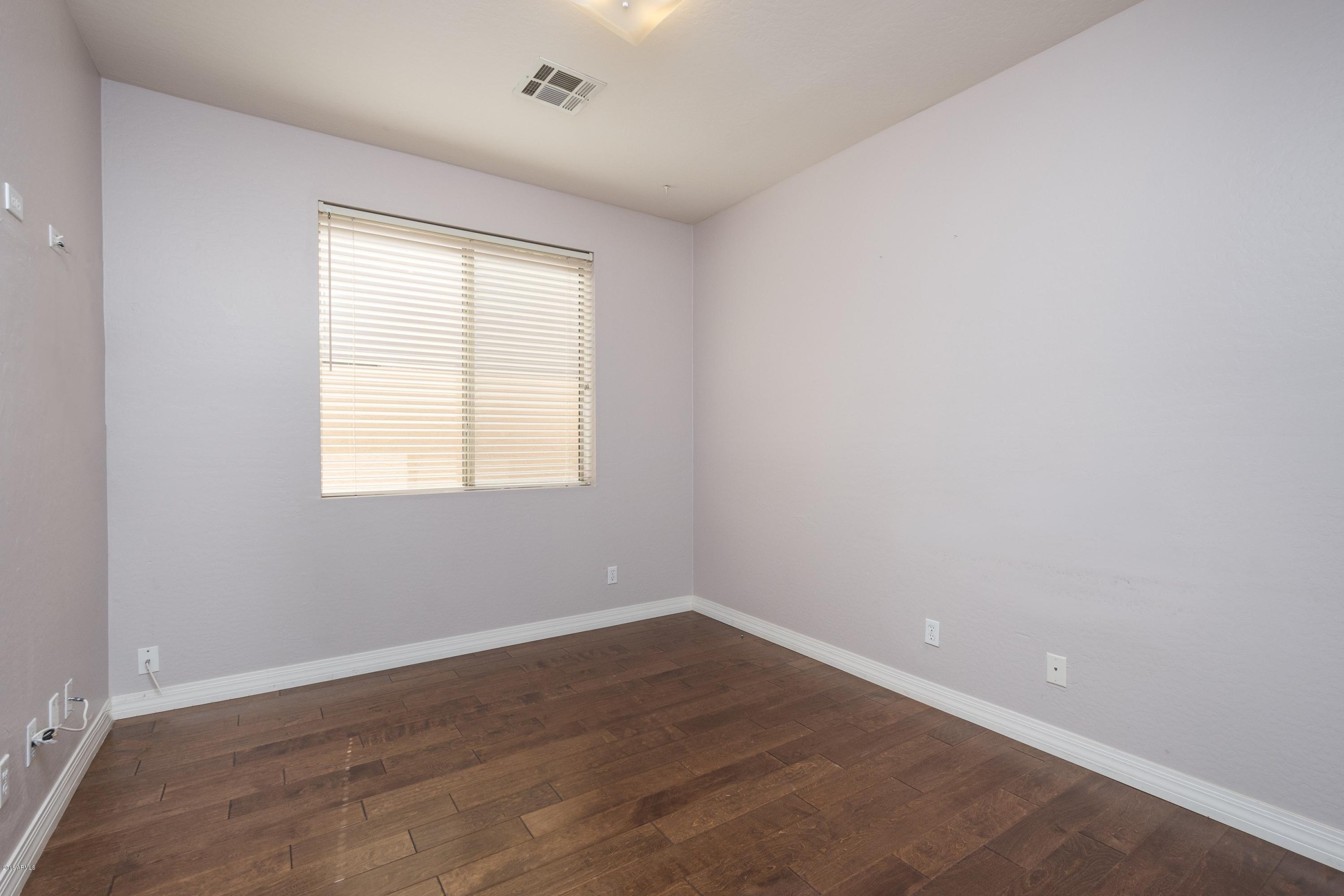 903 East Redfield Road Phoenix, AZ 85022 - Photo 19 of 27 019_Bedroom 4