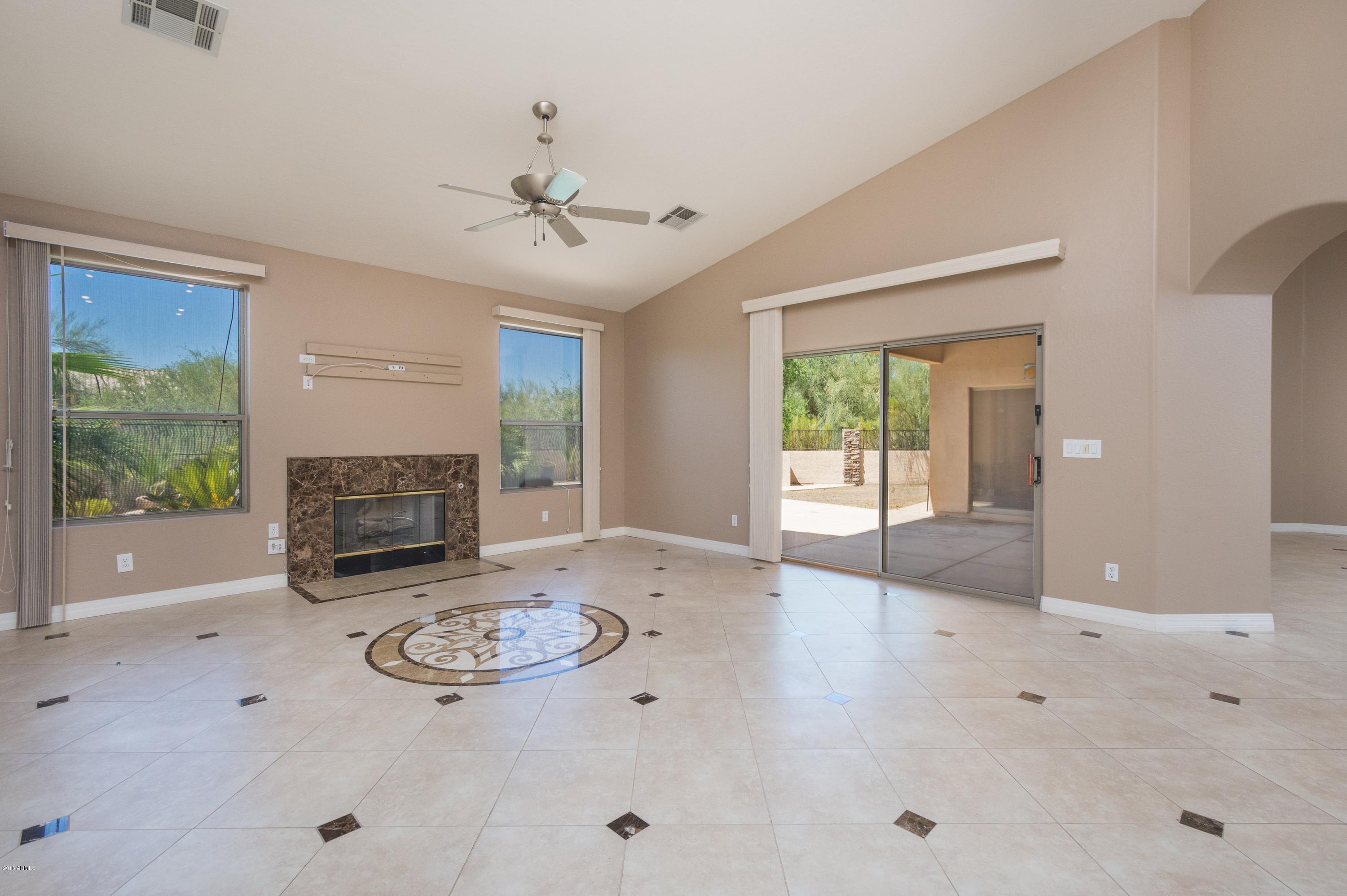 903 East Redfield Road Phoenix, AZ 85022 - Photo 3 of 27 003_Family to Living Room