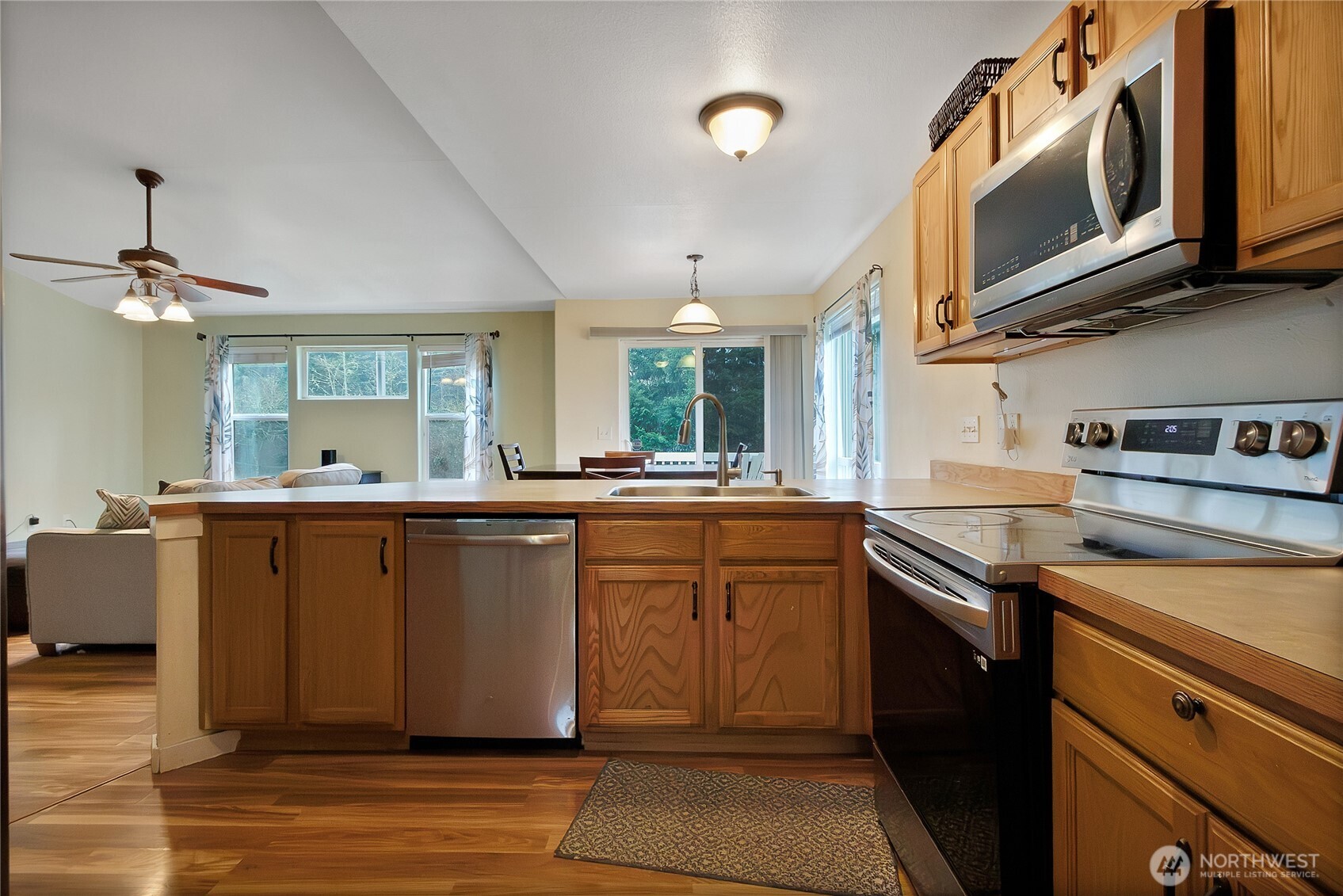 31008 77th Avenue South Roy, WA 98580 - Photo 11 of 31