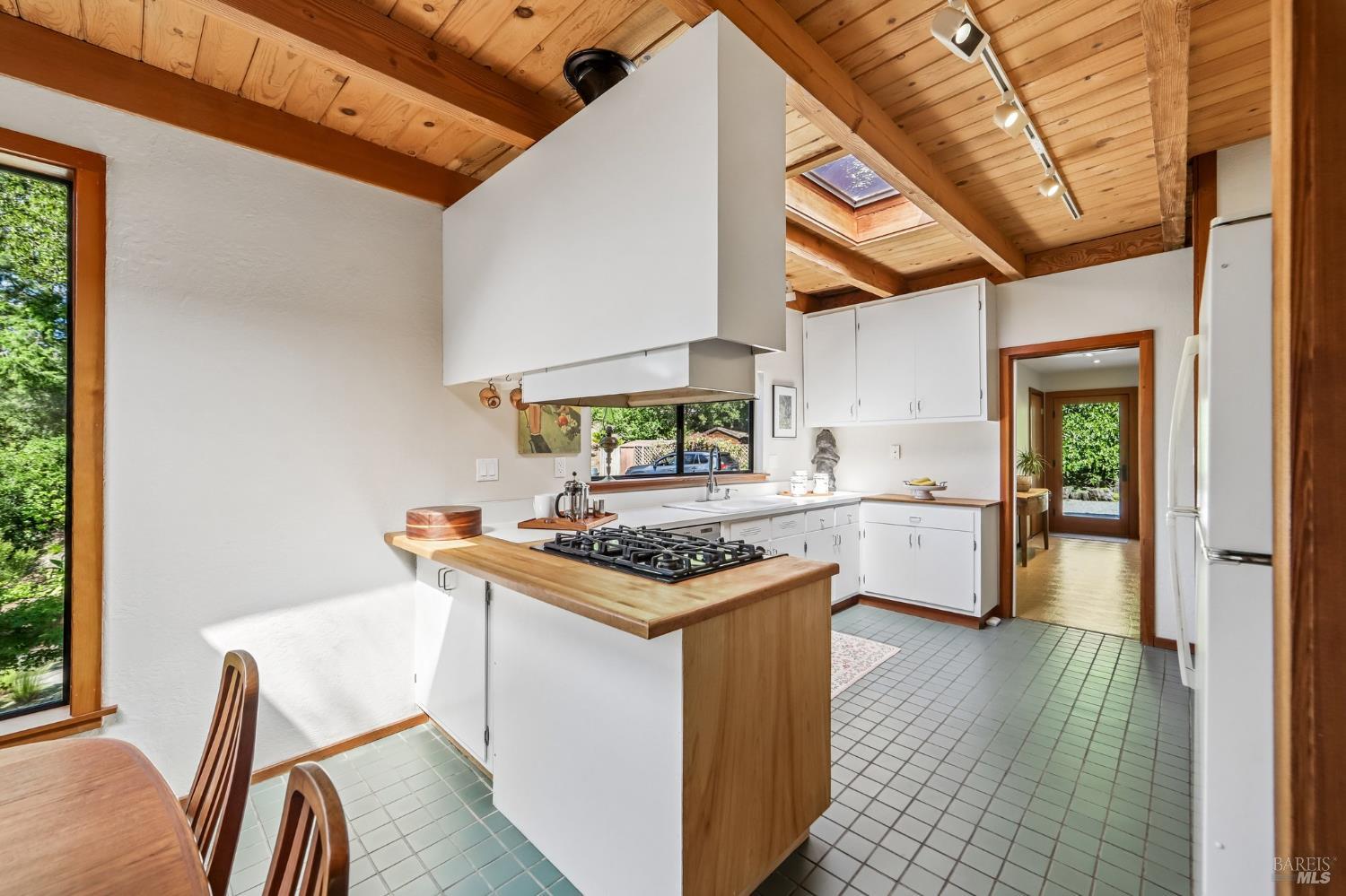 2515 Stepps Road Sebastopol, CA 95472 - Photo 14 of 93