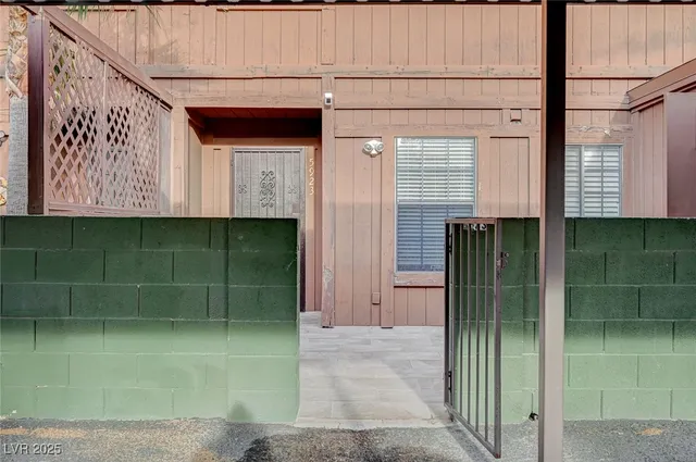 $1,600 | 5923 Laredo Street, Las Vegas, NV 89146