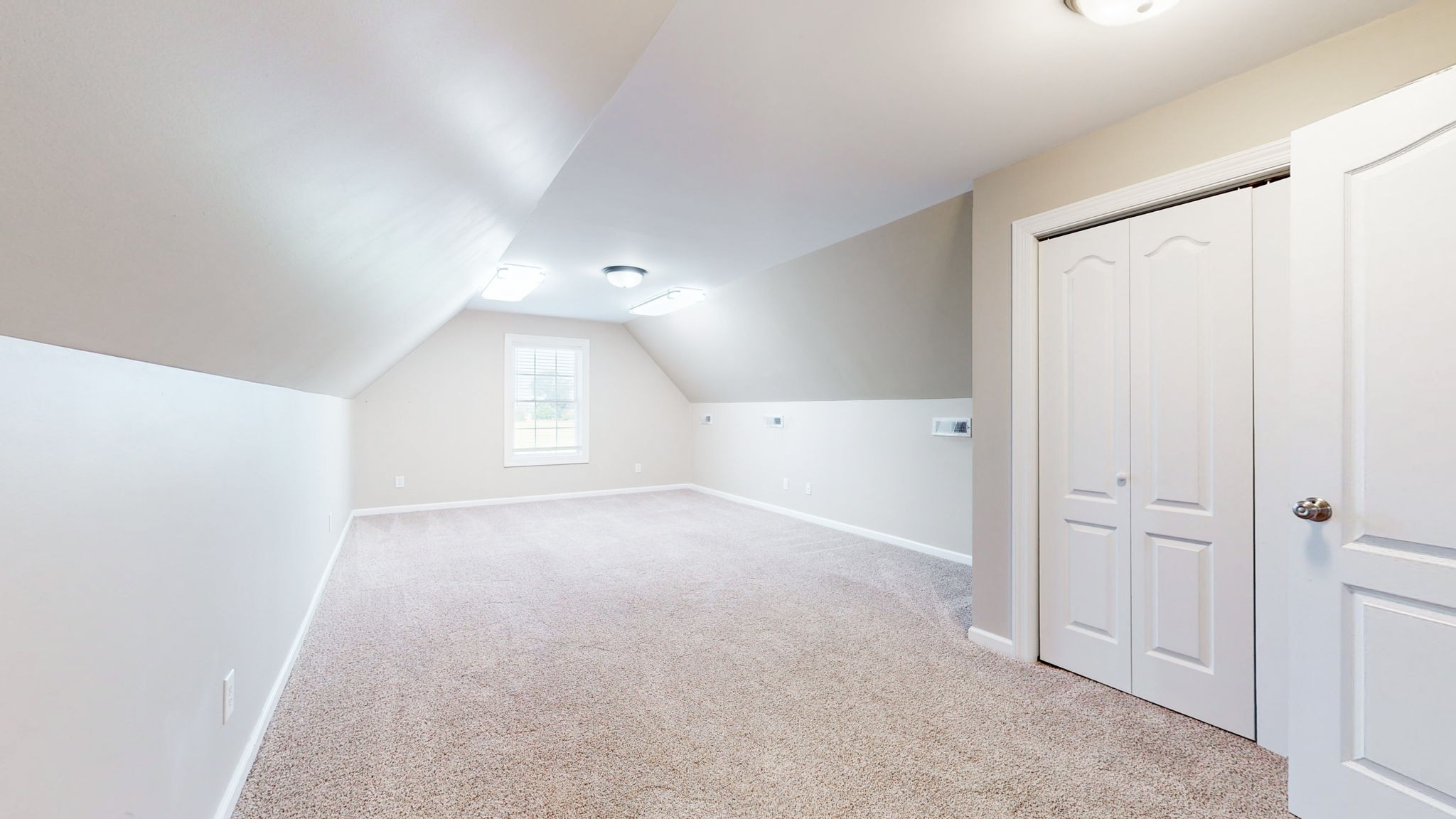 257 Conquest Road Murfreesboro, TN 37128 - Photo 30 of 44 an empty room with windows and closet