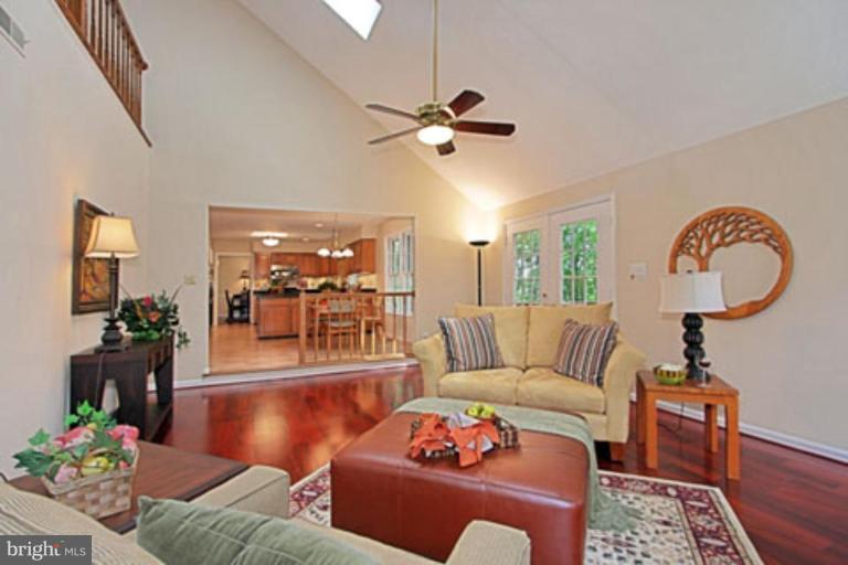 11978 Grey Squirrel Lane Reston, VA 20194 - Photo 7 of 21 Great Room #2