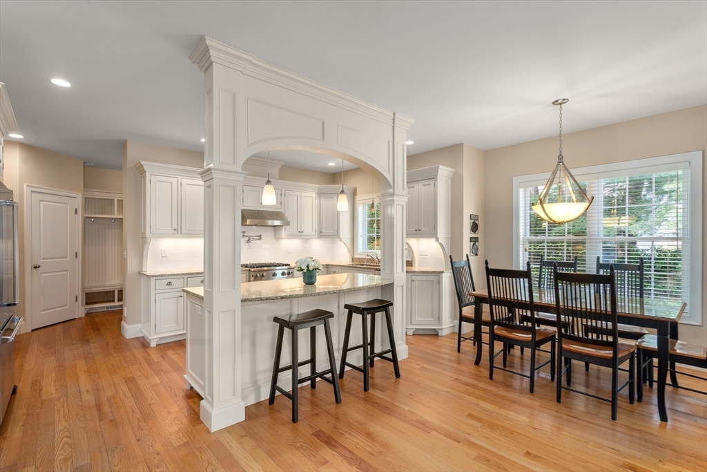 77 Cedar Street Wellesley, MA 02481 - Photo 8 of 39