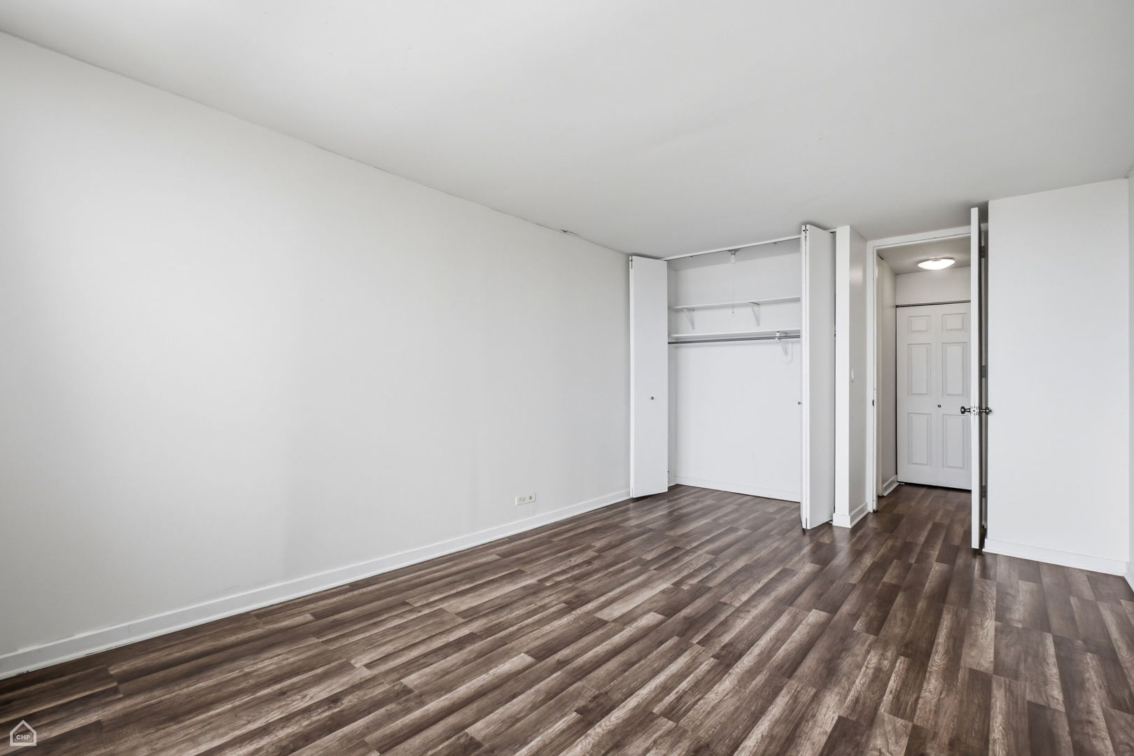 655 West Irving Park Road, Unit 4008 Chicago, IL 60613 - Photo 8 of 11