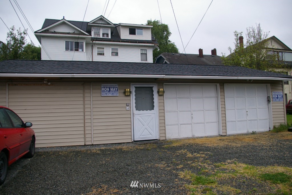 2412 Rucker Avenue Everett, WA 98201 - Photo 2 of 2