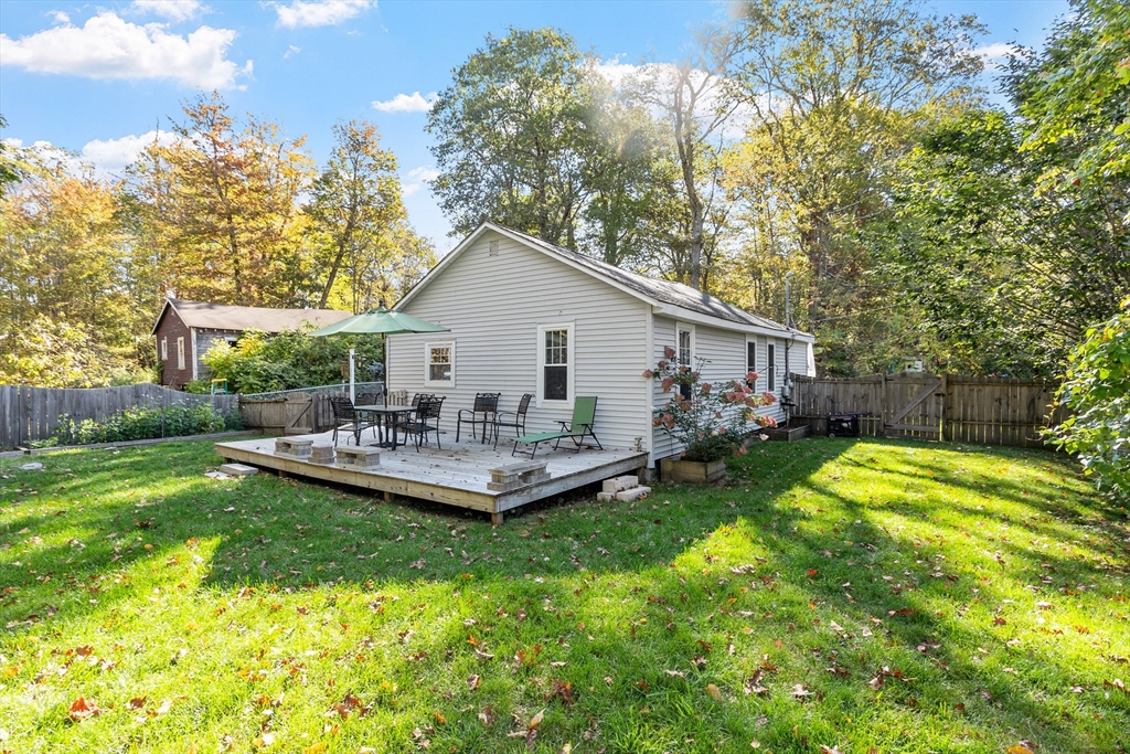 15 Athens Avenue Rutland, MA 01543 - Photo 3 of 24 Gallery Image 3