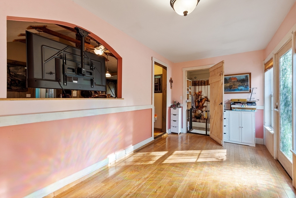 15 Athens Avenue Rutland, MA 01543 - Photo 5 of 24 Gallery Image 5
