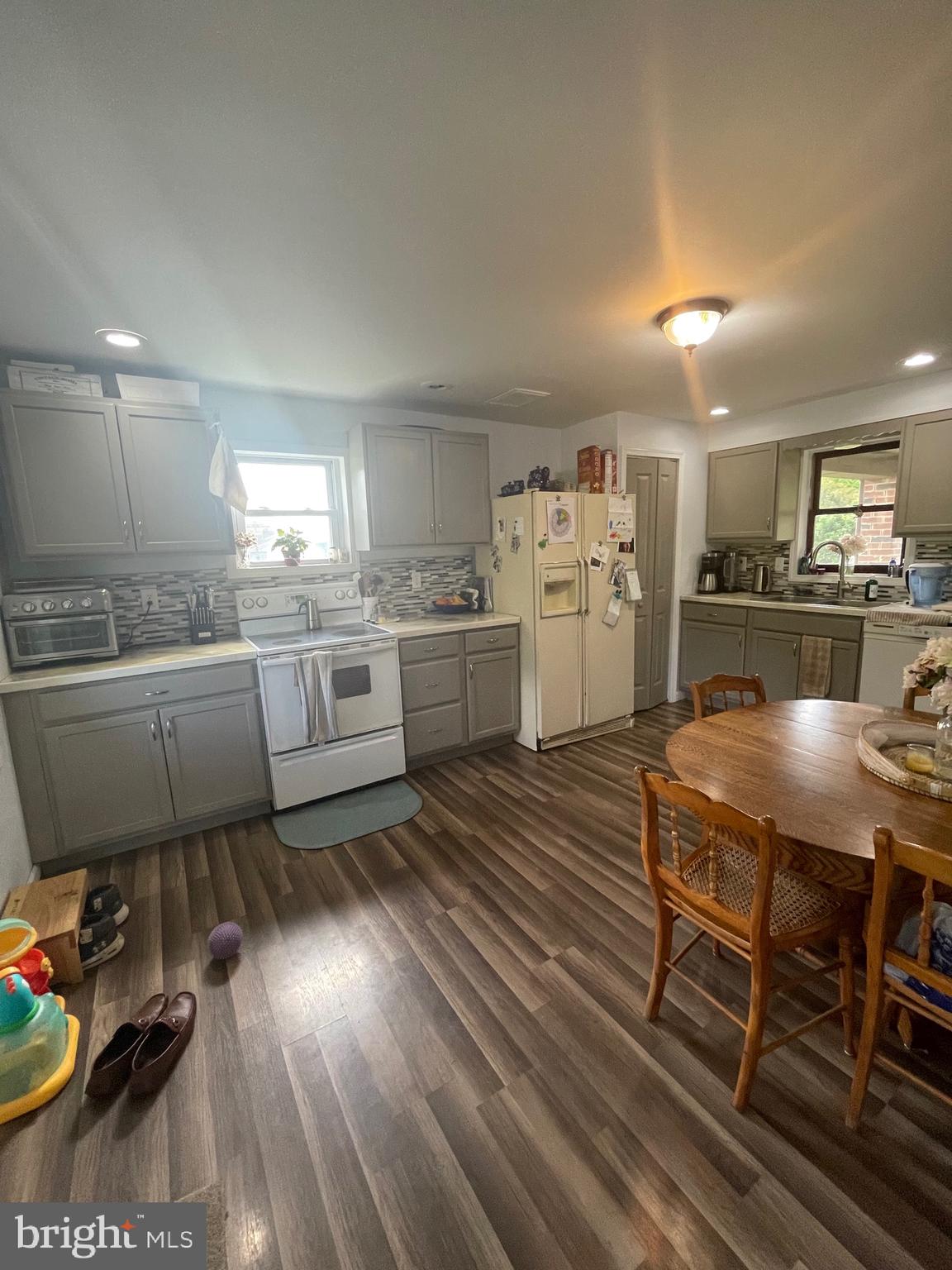 5035 Back Maitland Road McClure, PA 17841 - Photo 4 of 28 a kitchen with refrigerator and stove
