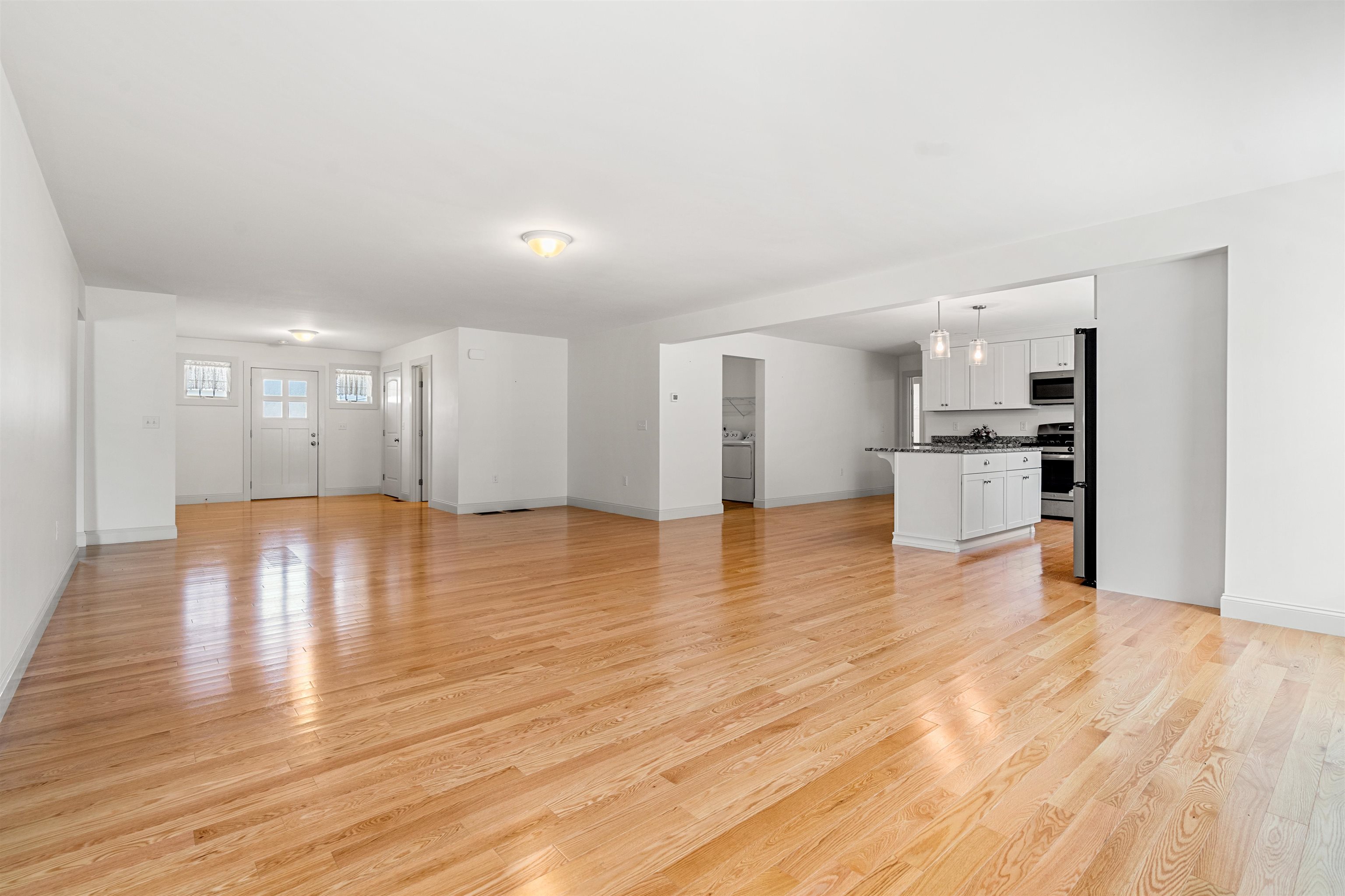 7 Apple Way Epping, NH 03042 - Photo 12 of 39