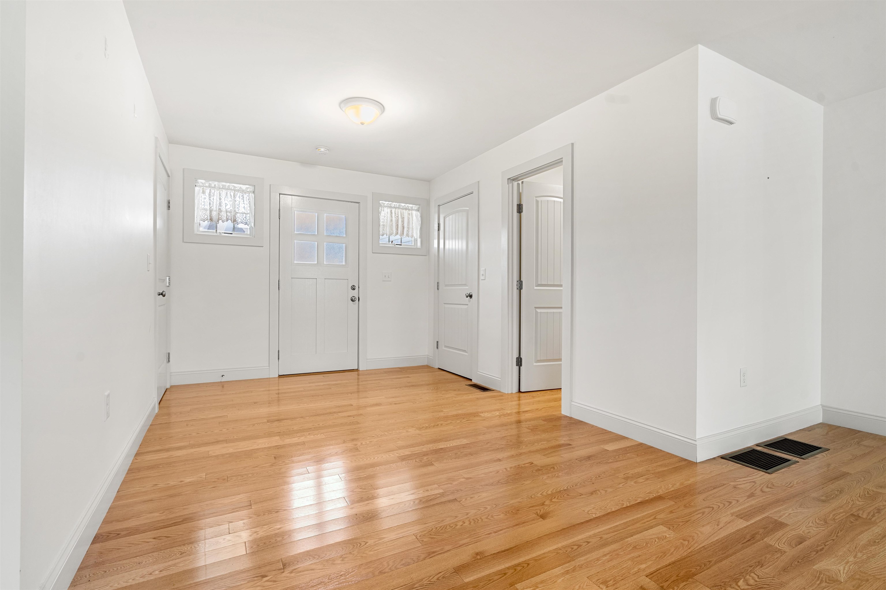 7 Apple Way Epping, NH 03042 - Photo 14 of 39