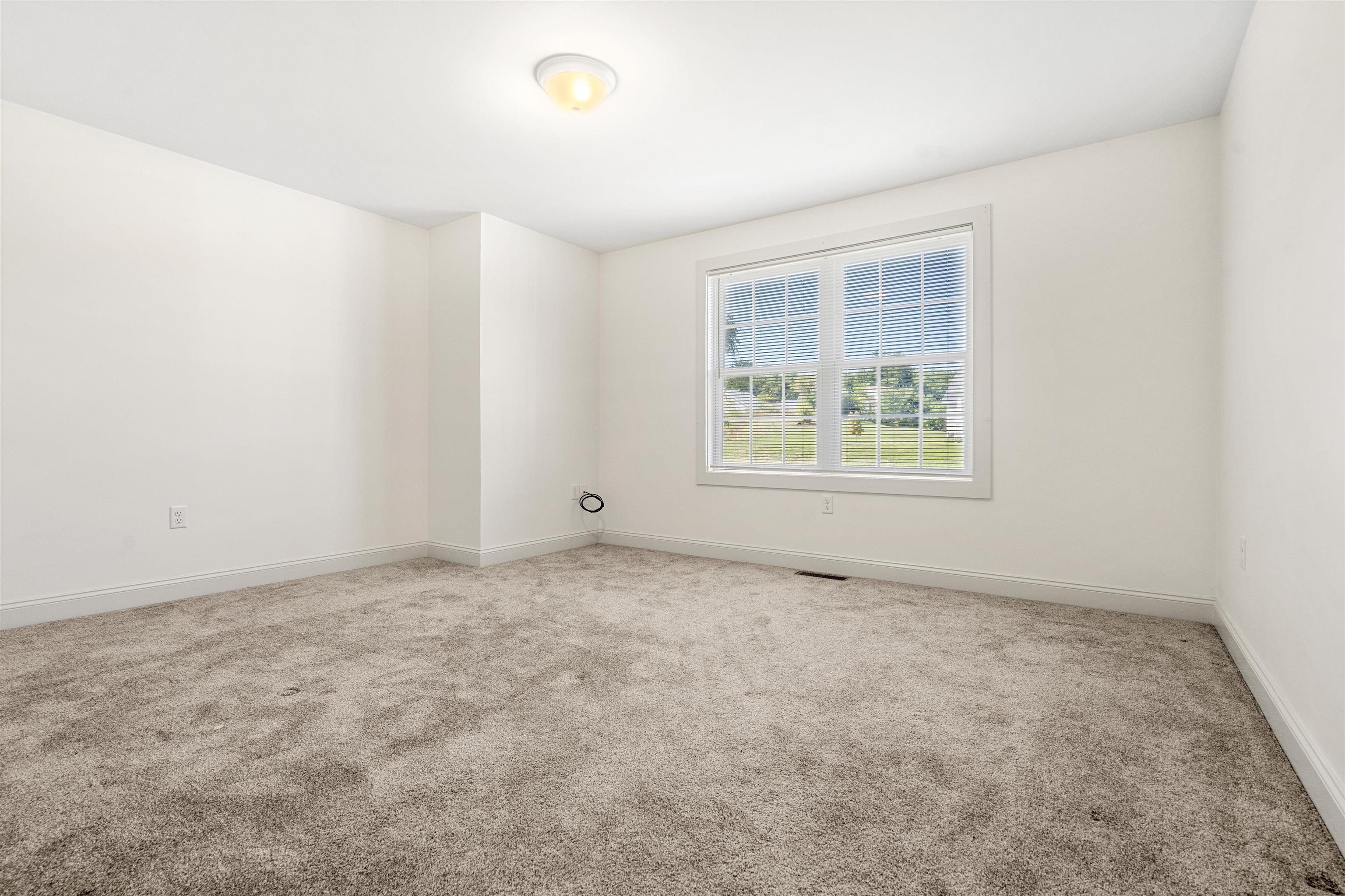 7 Apple Way Epping, NH 03042 - Photo 28 of 39