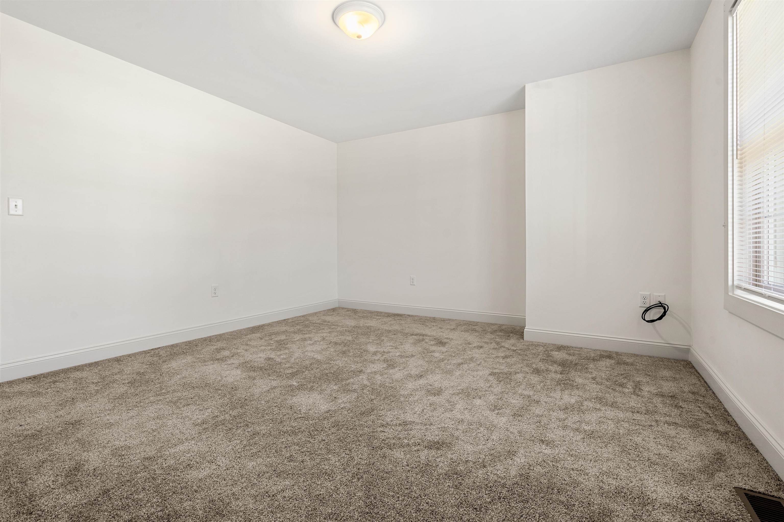 7 Apple Way Epping, NH 03042 - Photo 30 of 39