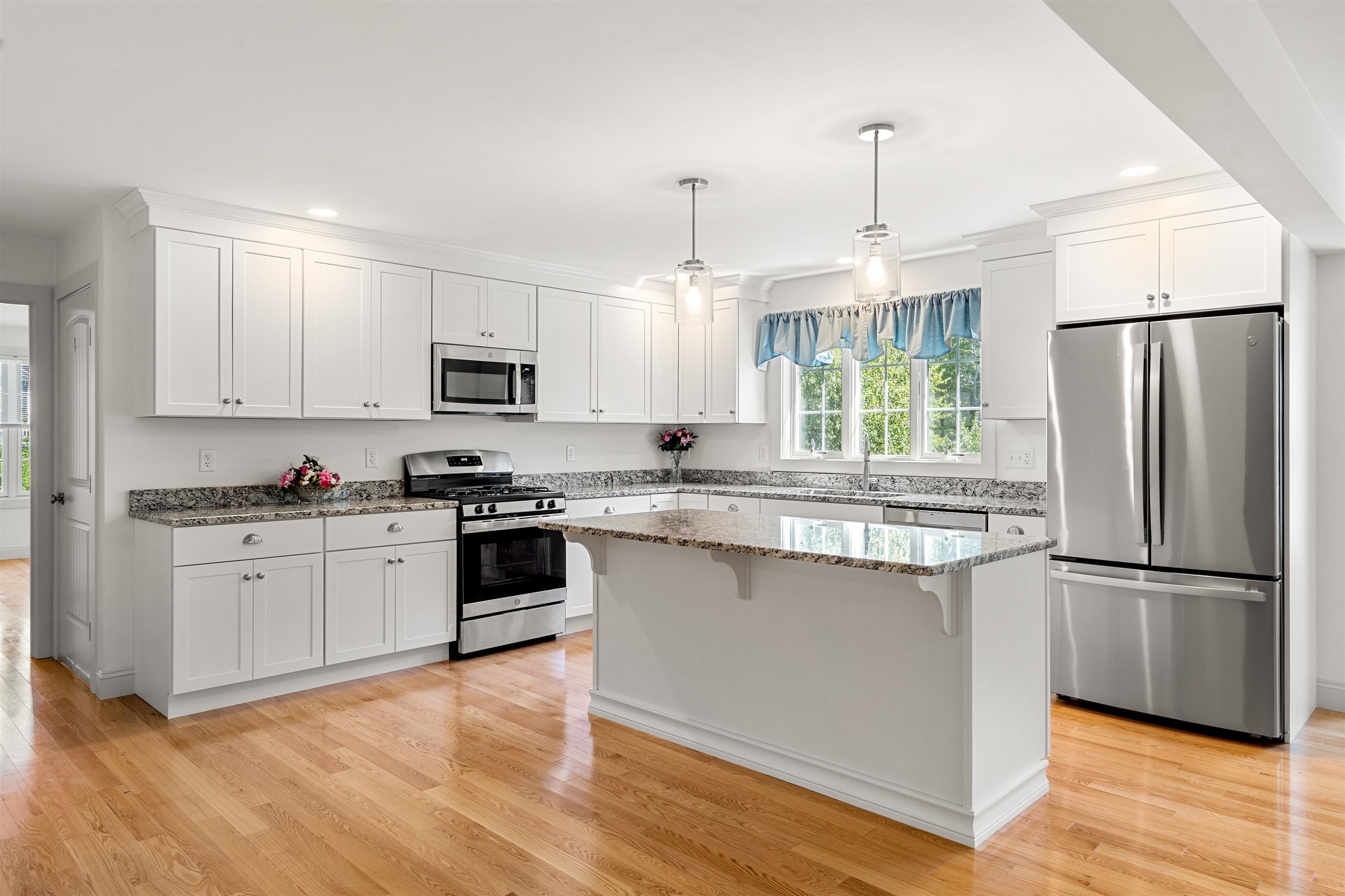 7 Apple Way Epping, NH 03042 - Photo 5 of 39