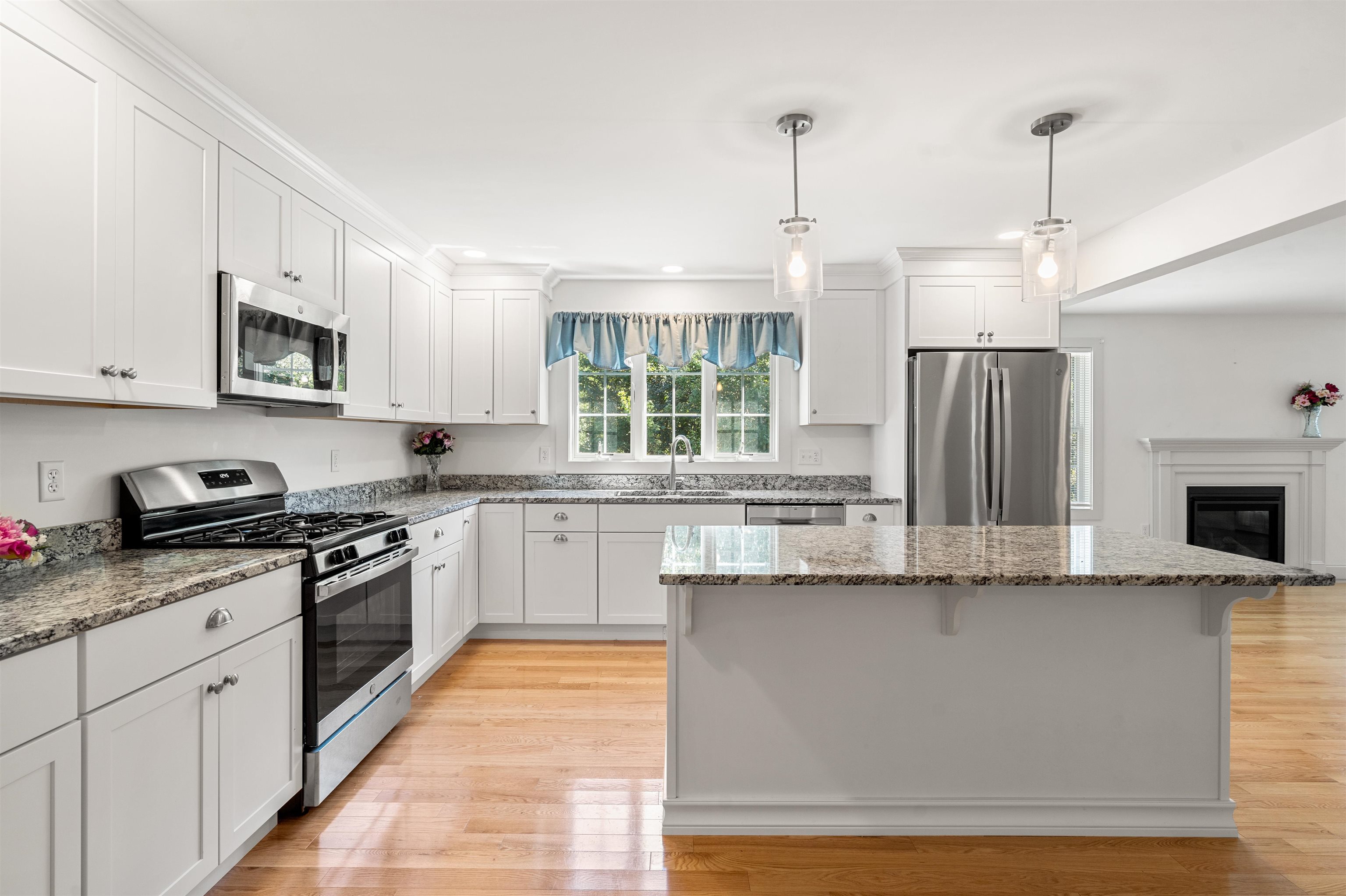 7 Apple Way Epping, NH 03042 - Photo 6 of 39