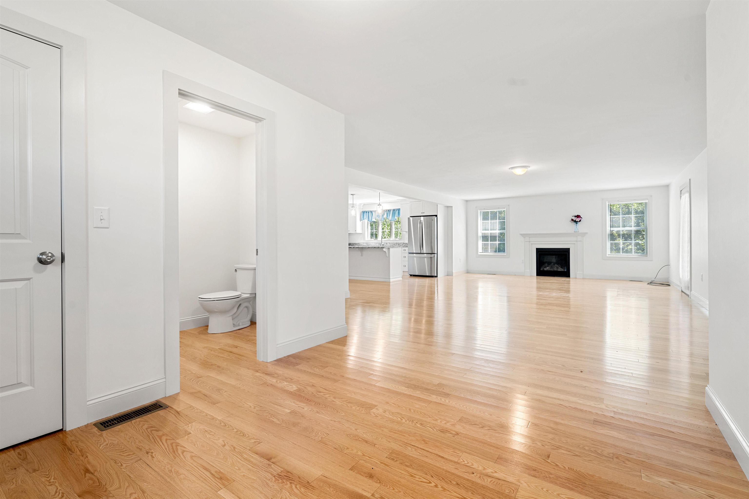 7 Apple Way Epping, NH 03042 - Photo 10 of 39