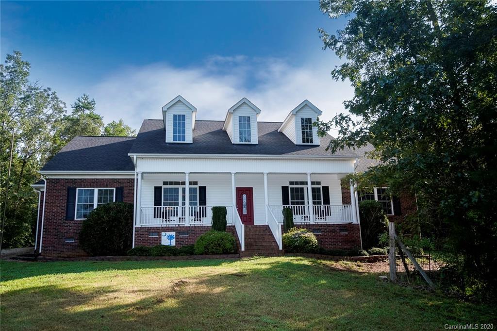 812 North Burris Road McConnells, SC 29726 - Photo 1 of 37 Gallery Image 1