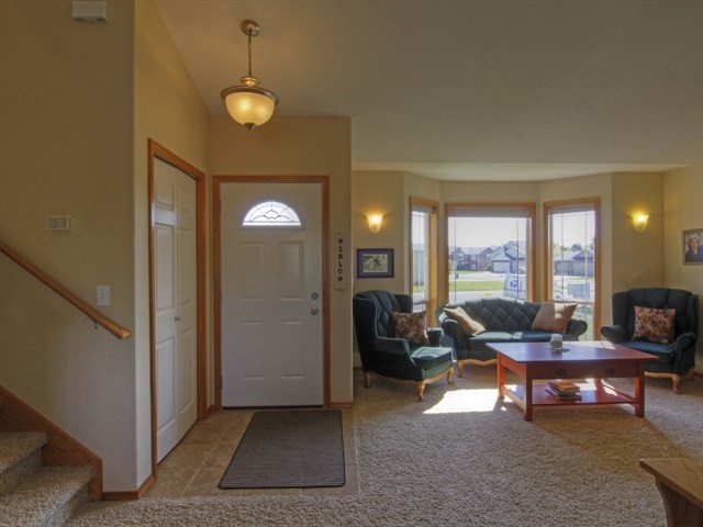 18203 Astor Court Colbert, WA 99005 - Photo 3 of 20 Gallery Image 3