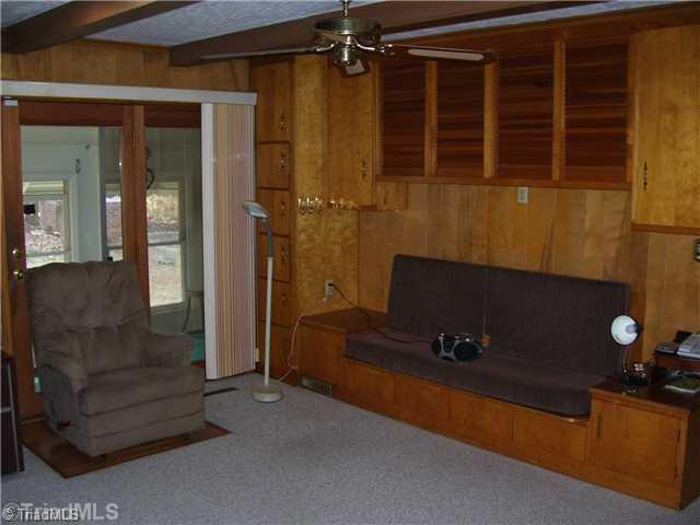 392 Inwood Road Asheboro, NC 27205 - Photo 5 of 16 Den/Family/Great Room. Den