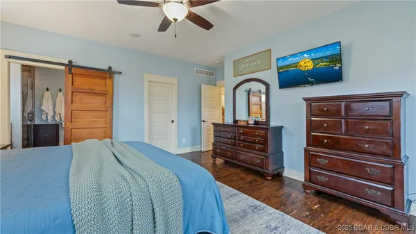 $725,000 | 135 Windjammer Estates Drive, Lake Ozark, MO 65049