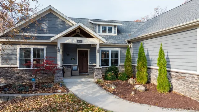 $740,000 | 135 Windjammer Estates Drive, Lake Ozark, MO 65049