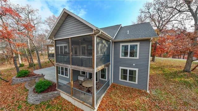 $740,000 | 135 Windjammer Estates Drive, Lake Ozark, MO 65049