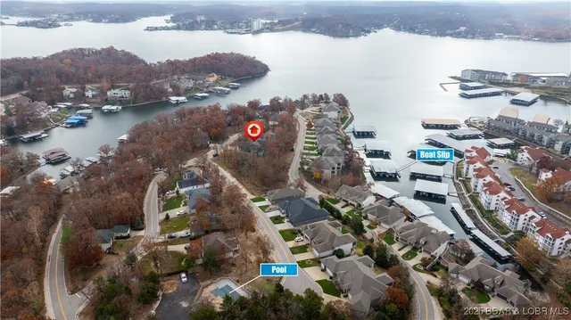 $740,000 | 135 Windjammer Estates Drive, Lake Ozark, MO 65049