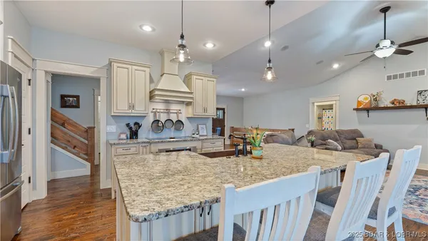 $725,000 | 135 Windjammer Estates Drive, Lake Ozark, MO 65049