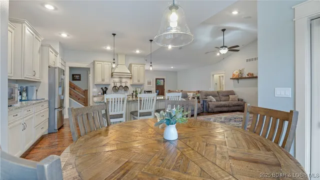 $740,000 | 135 Windjammer Estates Drive, Lake Ozark, MO 65049