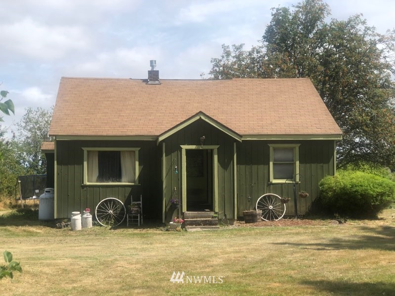 171 Poetsch Road Toledo, WA 98591 - Photo 1 of 23 a view of a house with patio