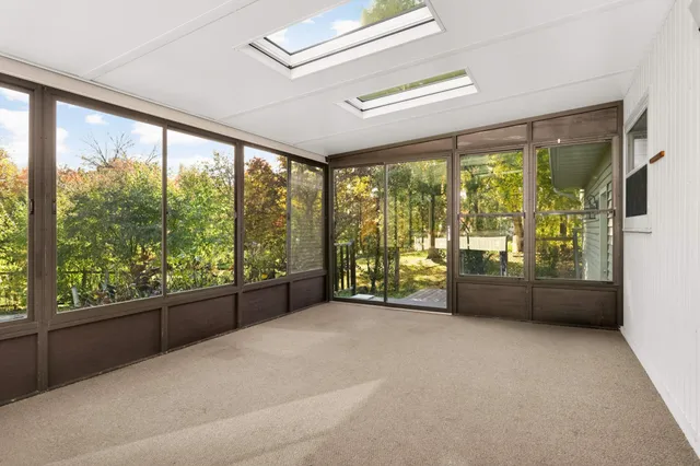 $2,845 | 15625 46th Avenue North, Plymouth, MN 55446