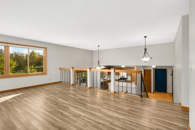 $2,845 | 15625 46th Avenue North, Plymouth, MN 55446