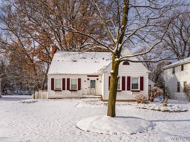 $374,900 | 136 North Long Street, Amherst, NY 14221