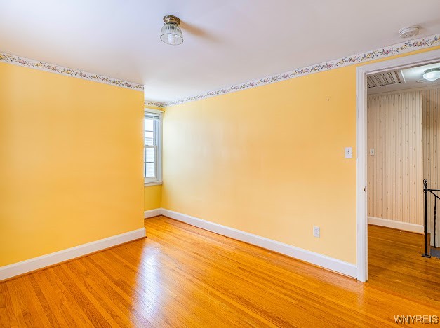 136 North Long Street Amherst, NY 14221 - Photo 21 of 36