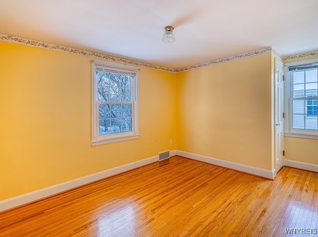 136 North Long Street Amherst, NY 14221 - Photo 22 of 36