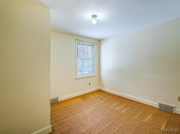 136 North Long Street Amherst, NY 14221 - Photo 24 of 36