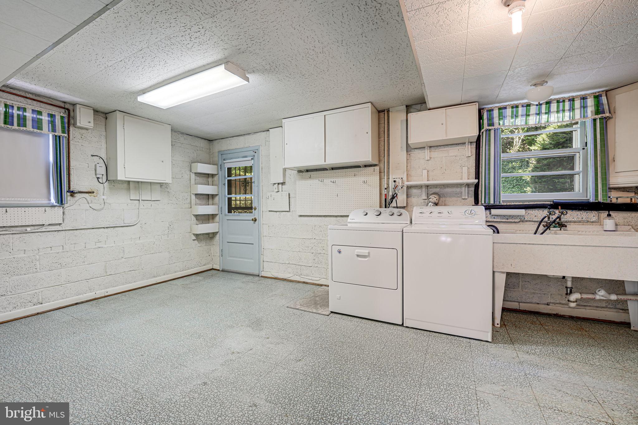 8504 Sundale Drive Silver Spring, MD 20910 - Photo 30 of 39