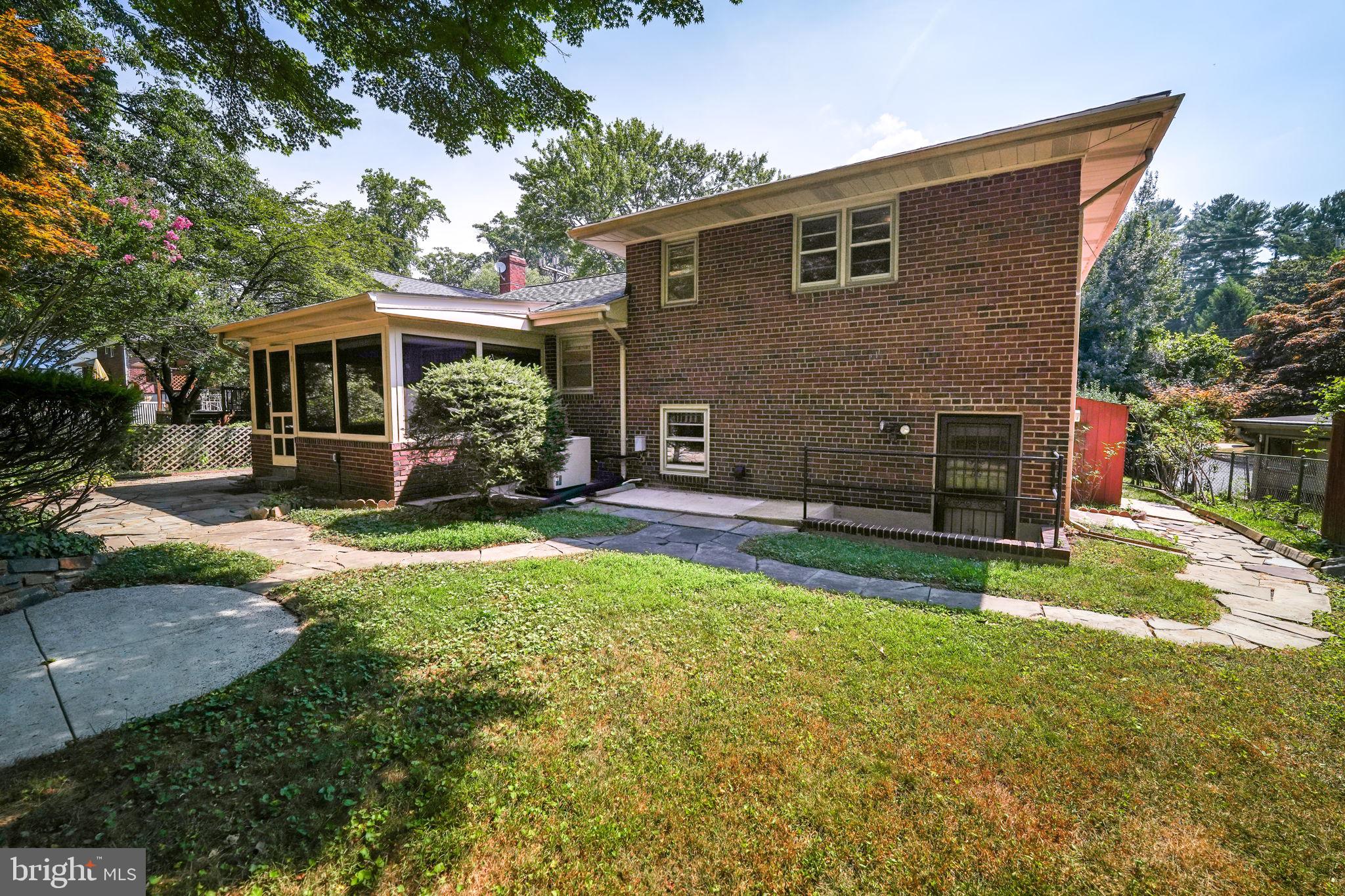 8504 Sundale Drive Silver Spring, MD 20910 - Photo 3 of 39