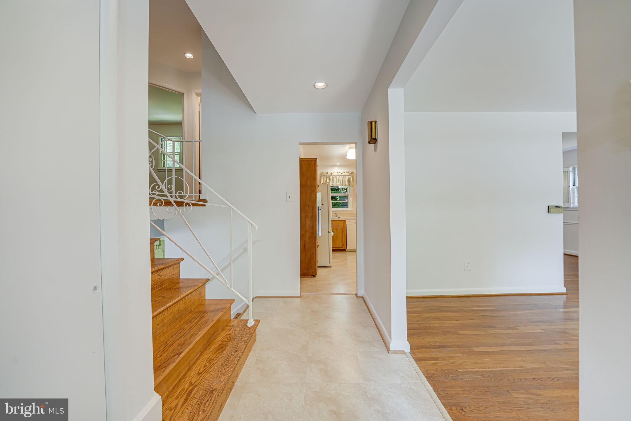 8504 Sundale Drive Silver Spring, MD 20910 - Photo 4 of 39