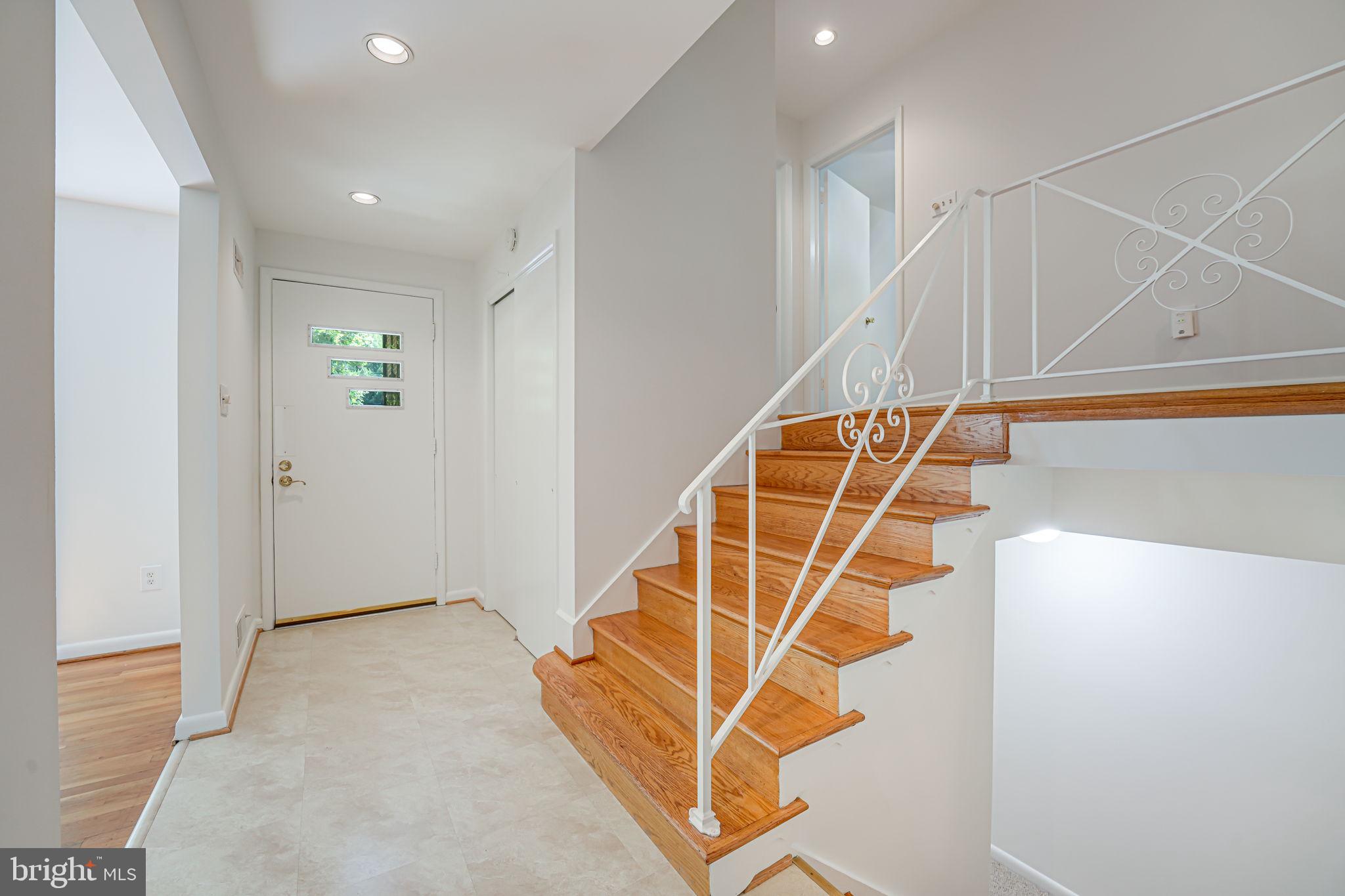 8504 Sundale Drive Silver Spring, MD 20910 - Photo 5 of 39