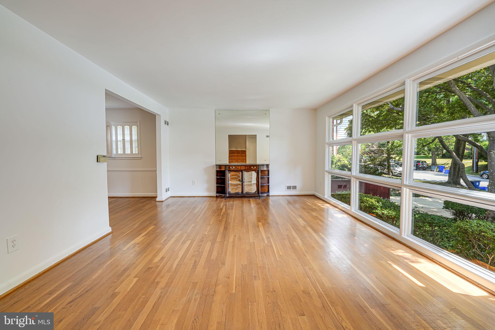 8504 Sundale Drive Silver Spring, MD 20910 - Photo 8 of 39