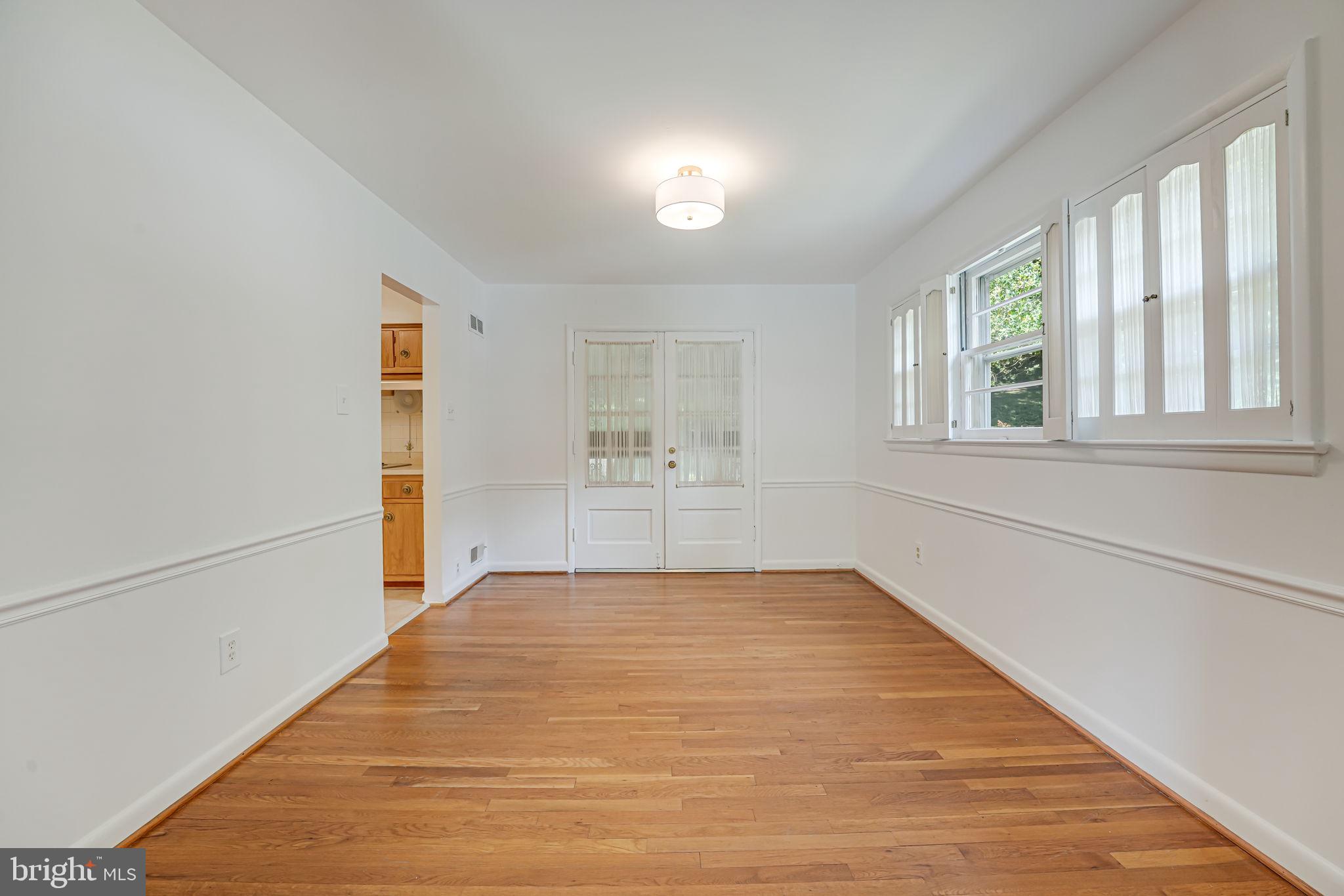 8504 Sundale Drive Silver Spring, MD 20910 - Photo 10 of 39