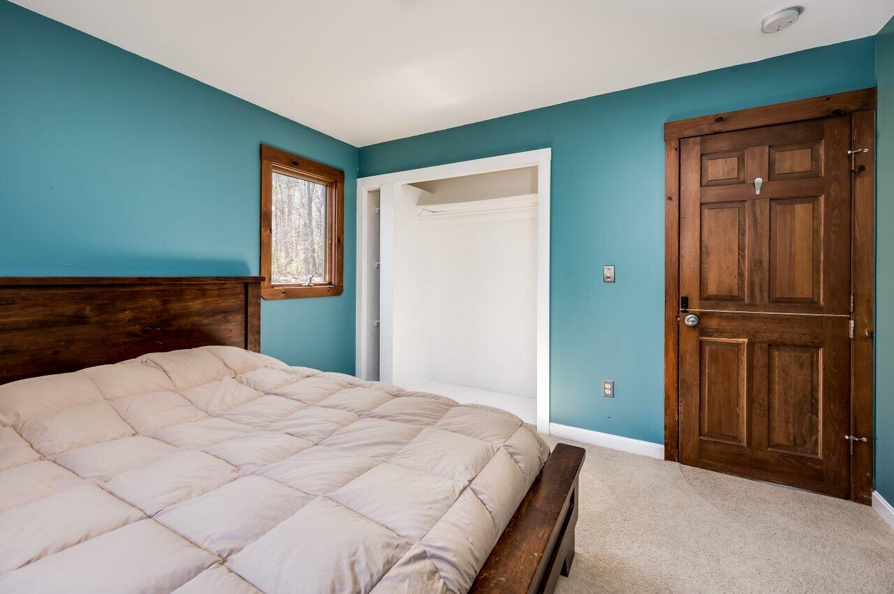 39 Bartlett Road Kittery, ME 03905 - Photo 12 of 28 019-39BartlettRoad-Kittery-ME-03905-SMAL