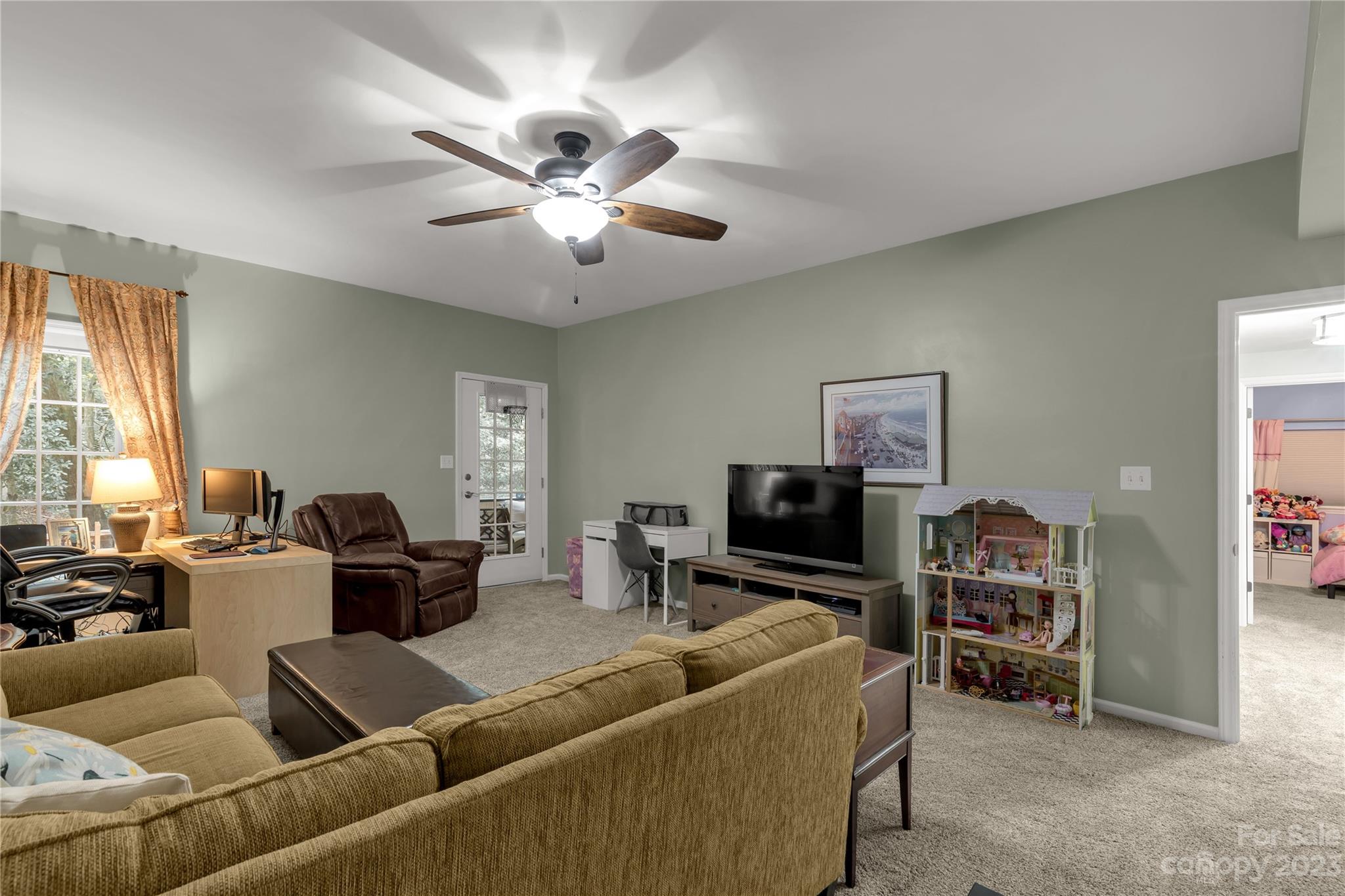 14 Hickory Ridge Court Lake Wylie, SC 29710 - Photo 21 of 39
