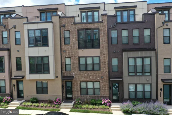 $4,500 | 4653 Charger Place, Chantilly, VA 20151