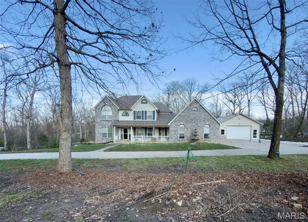 $650,000 | 2424 Lone Trail Drive, Foristell, MO 63348