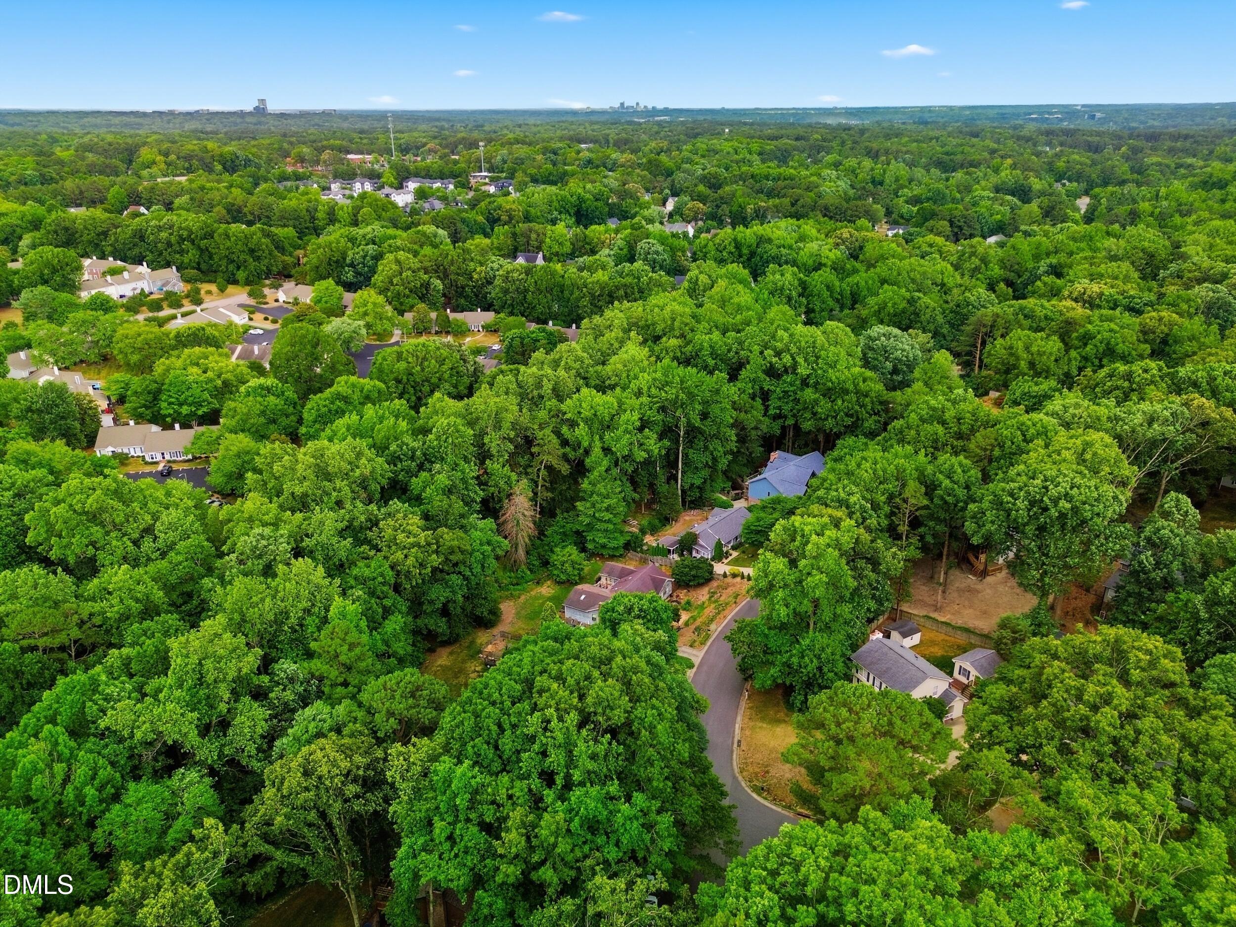 7312 Deer Track Drive Raleigh, NC 27613 - Photo 40 of 43